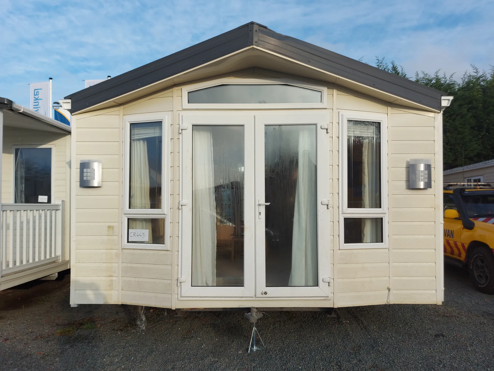 Gebruikte luxe stacaravan te koop Willerby Vogue