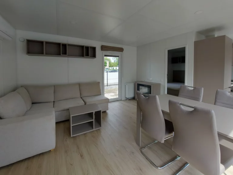 Lark-Joli-tweedehands-unit-te-koop-woonkamer
